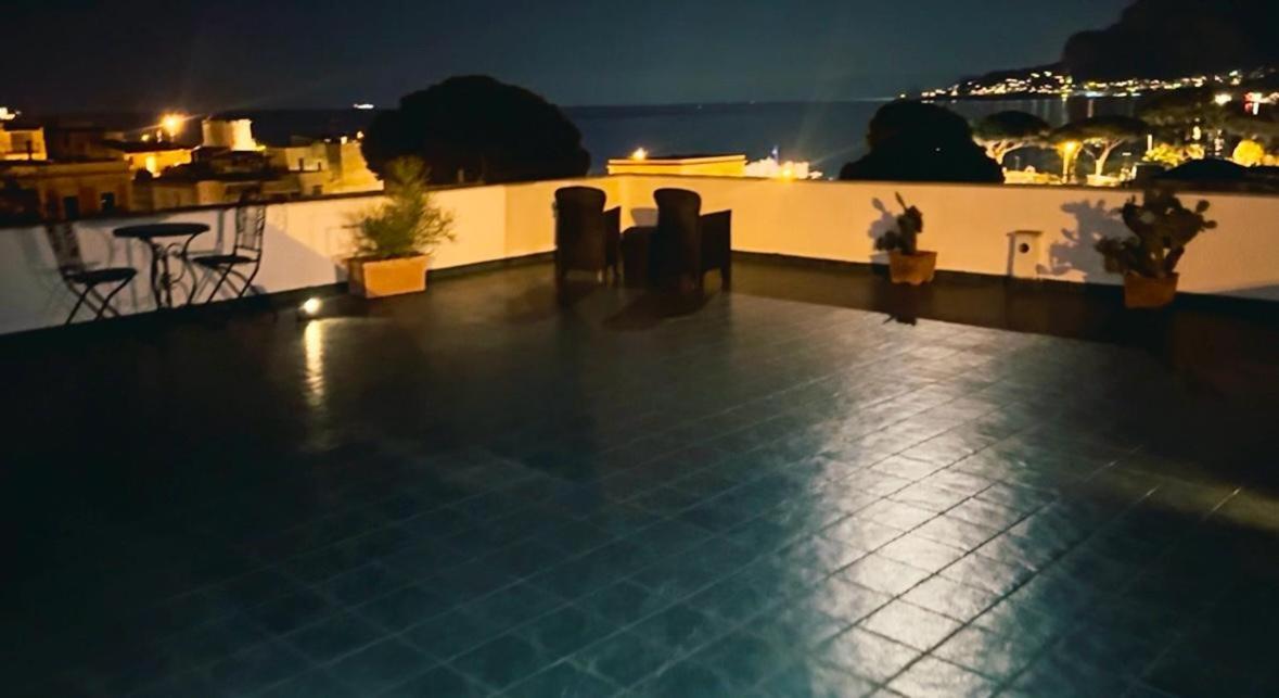 Mongibello Rooftop 蒙德罗 外观 照片